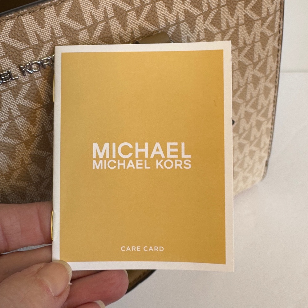 Michael Kors Sheila Medium Ombré Signature Logo Satchel -Husk - Picture 5 of 8